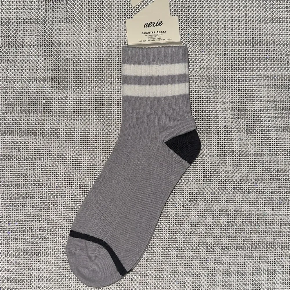 OFFLINE Radiance Striped Quarter Taupe White Brown Cotton Socks